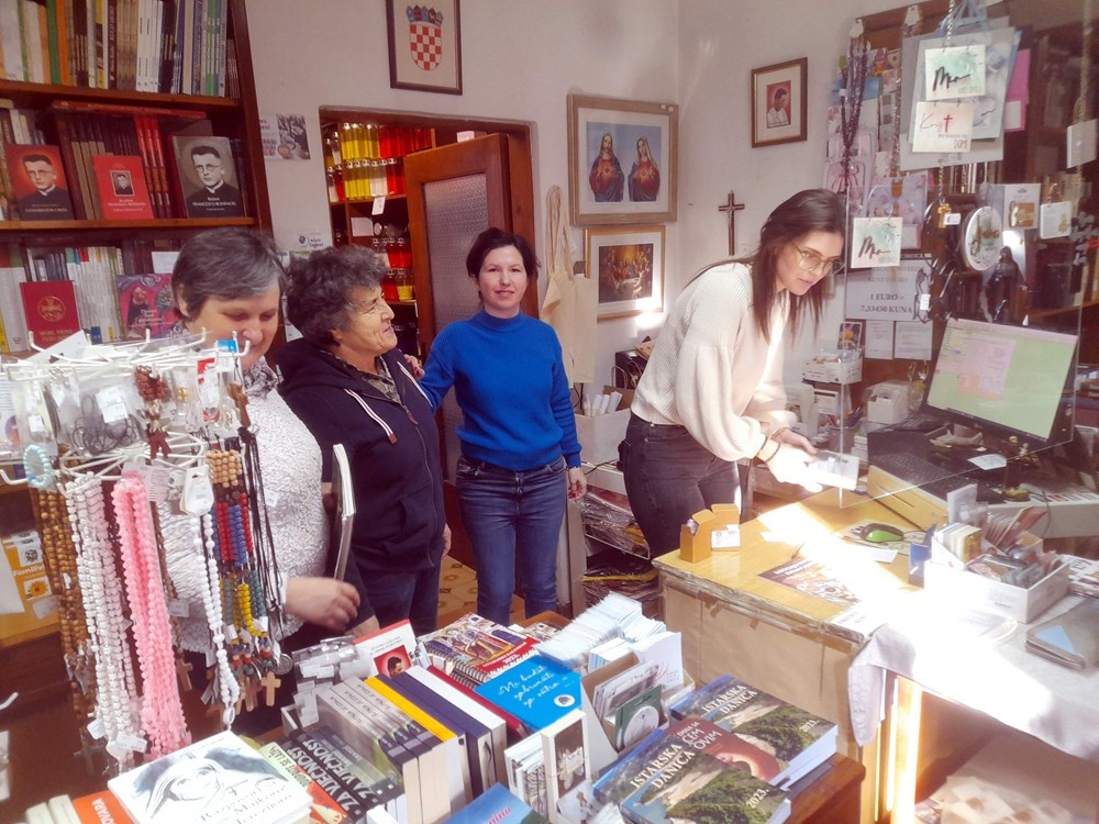 Marija Dobrila, Nada Lakoseljac, Martina Turčinović i Dennis Mogorović