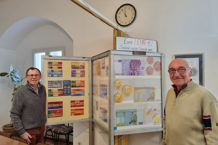 Autor izložbe Silvano Jelenić i predsjednik pulskog SUH-a Lučo Pavletić  (snimila Doria MOHOROVIĆ)