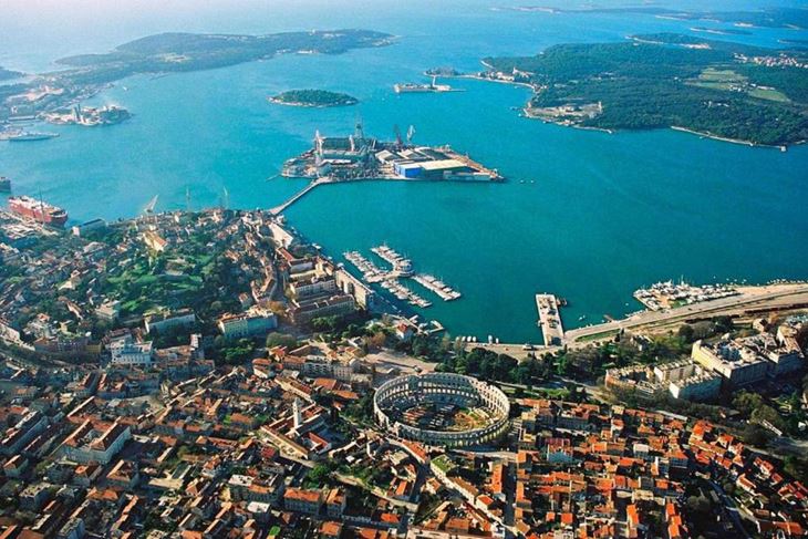 Pulska luka - jedna od najzaštićenijih na Jadranu