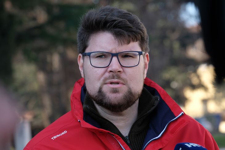 Peđa Grbin na Trgu Kralja Tomislava (Snimio Milivoj Mijošek)
