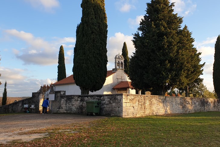 Groblje Marušići (snimio L. JELAVIĆ)