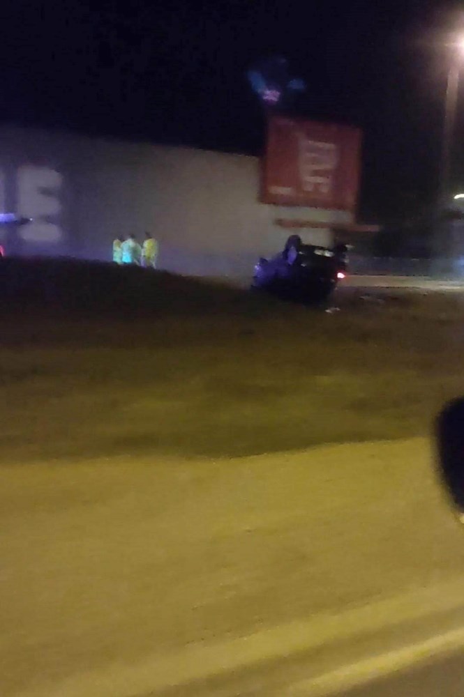 Prevrnuti auto kod Plodina (Snimio čitatelj)