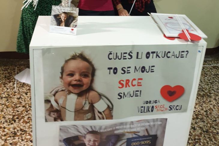 Veliko srce malom srcu