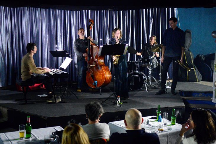 Kvintet Sterptet u Hotelu Pula (Snimio Dejan Štifanić)