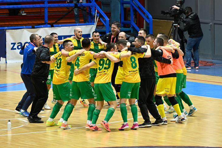  Futsal Pula - Murter (foto: Goran Mehkek / CROPIX)