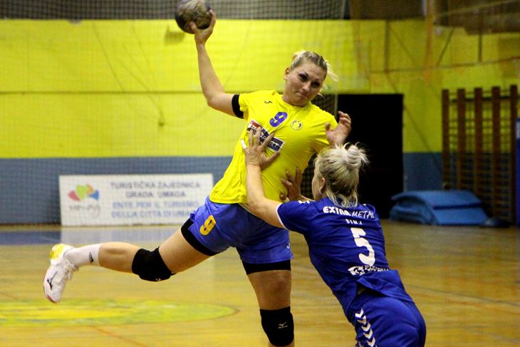 NI DESET GOLOVA NIJE POMOGLO - Ana Jajčević (Snimio Mijat Gavran)