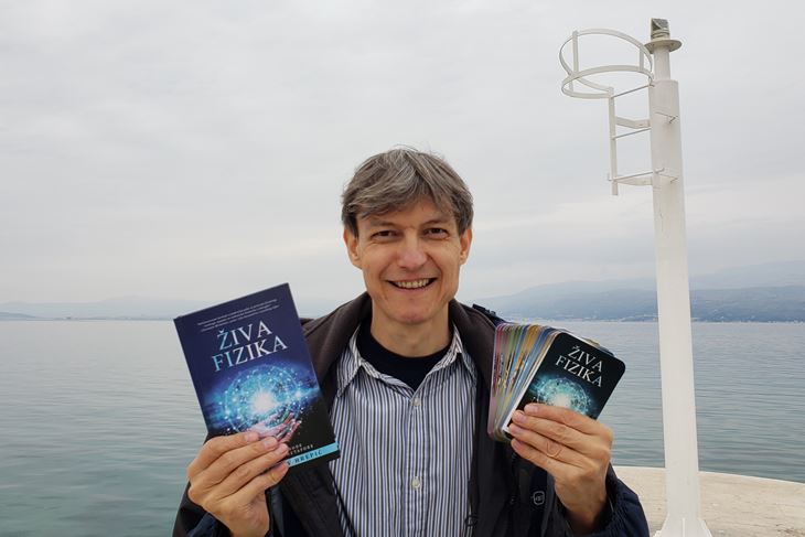 Fizika je znanost o prirodi našeg svemira, a kako smo i mi dio te prirode, fizika je znanost i o nama - Zdeslav Hrepić