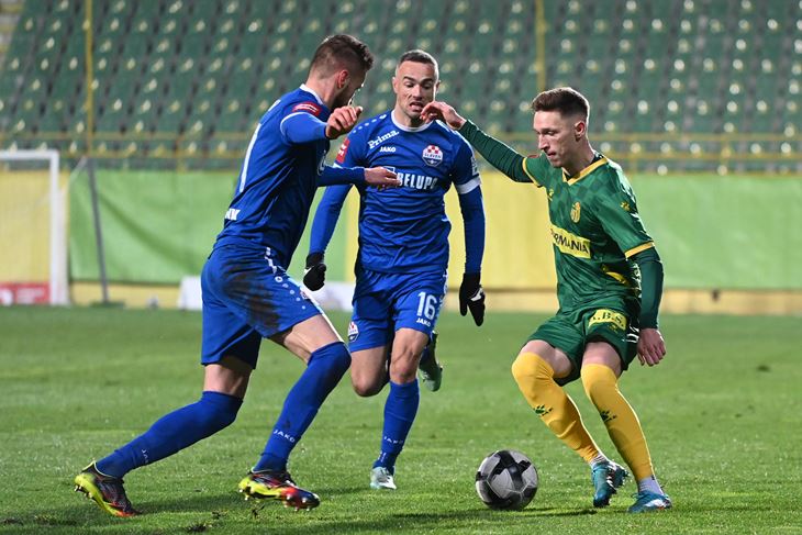 JEDVA ČEKA OGLED PROTIV BIVŠEG KLUBA - Matej Vuk (snimio Danilo MEMEDOVIĆ)