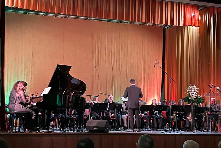 Svečanost uveličao Gradski orkestar pod ravnanjem maestra Roberta Mikuljana