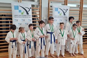 Mladi karatisti osvojili su čak 11 medalja (foto: Karate klub Amfora)