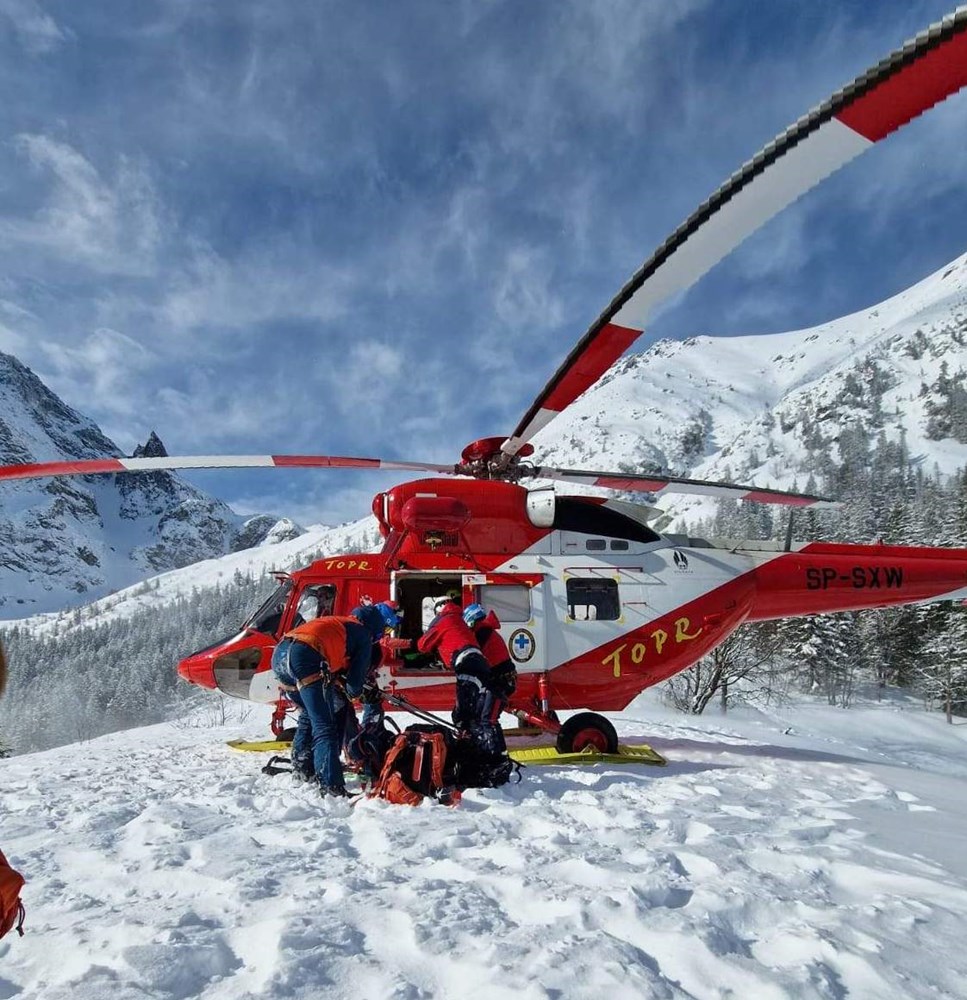 Helikopterom u akciju spašavanja iz lavina (foto: Martin GLAVIĆ) 