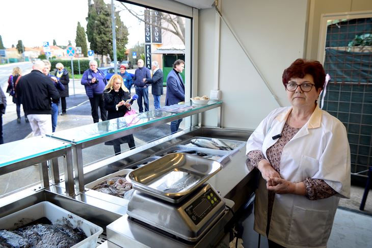 Otvorenje ribarnice u Fažani (snimio Dejan ŠTIFANIĆ)
