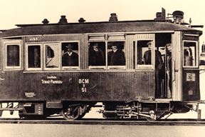 Vlak na parni pogon Komarek na pruzi Trst - Poreč 1903. (zbirka H. Geiebl)