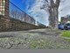 VALOVITINOGOSTUP05_pula_160323.JPG PULA- NAKON HVALJENJA I DIVLJENJA NOVOM VLAKU VRIJEME JE DA SE SANIRA NOGOSTUP PREMA ZELJEZNICKOJ STANICI KOJI JE TOLIKO GRBAV I VALOVIT DA PUTNICI IZBJEGAVAJU HODATI NJIME,O VOZNJI KOFERA DA NE PRICAMO I MOGUCIM OZLJEDAMA ,UGANIUCA I SLICNO.16.03.2023. SNIMIO DUSKO MARUSIC CICI