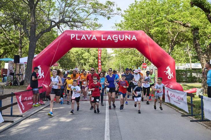 Plava Laguna Polumaraton