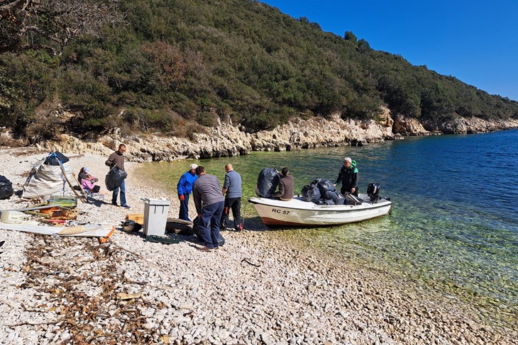 Akcija čišćenja plaže