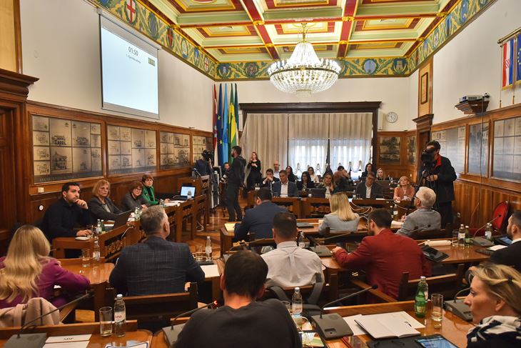 Gradsko vijeće Pule (snimio Duško Marušić Čiči)