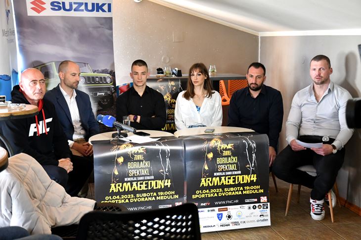 Konferencija za novinare (snimio Milivoj MIJOŠEK)