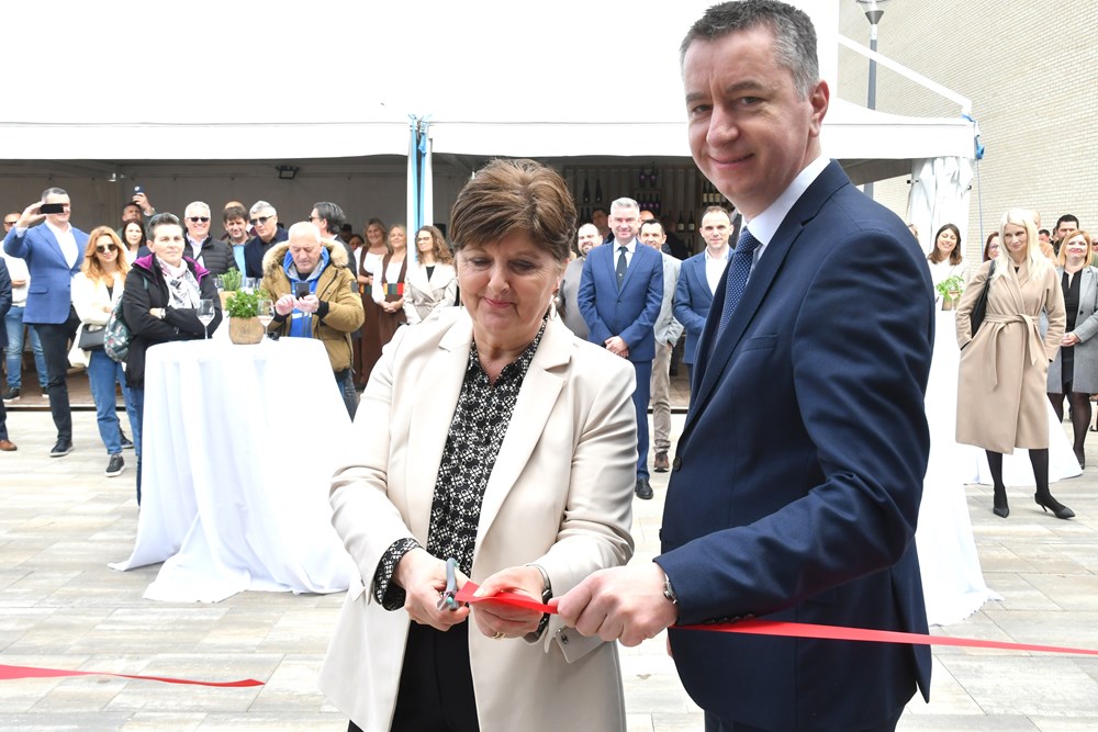 Nerina Zec i Fabris Peruško