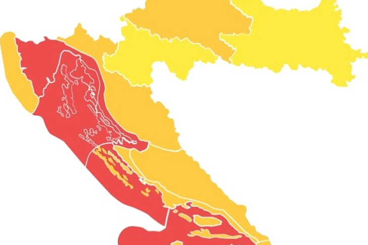 Crveni meteoalarm izdan je za gotovo cijelu obalu
