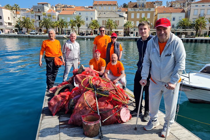 Rovinjski ronioci na Malom Lošinju