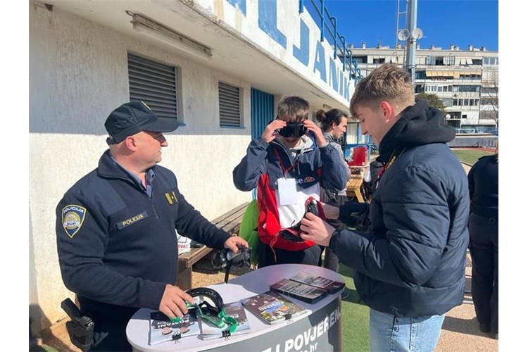 Policija promovira kampanju na sportskim natjecanjima (PU istarska)