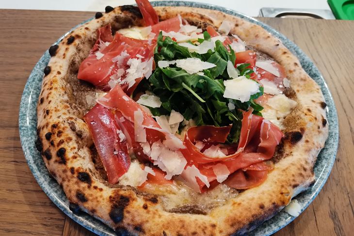 Pizzerija Rumore u Labinu (snimio Branko BIOČIĆ)