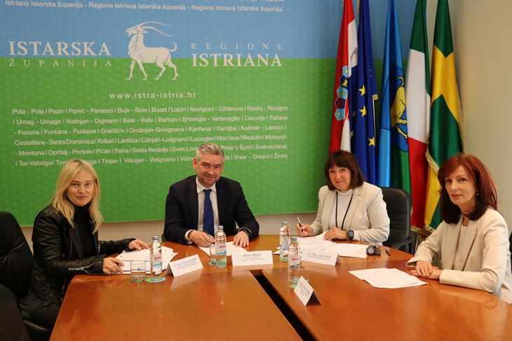 Potpisivanje ugovora o financiranju