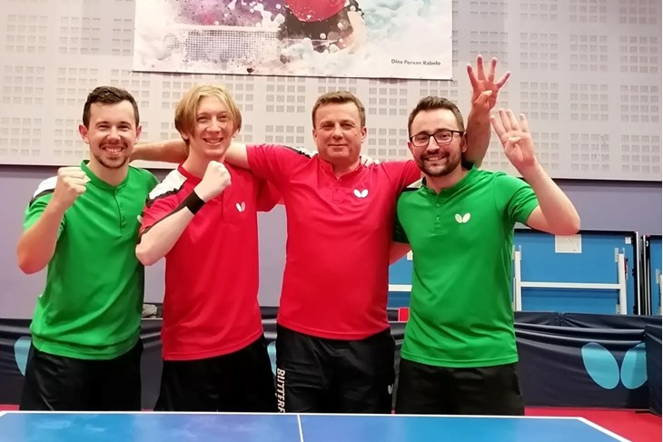 Aleks Krstevski, Dorian Kuzmić, trener Bogdan Đekić i Luka Martinek