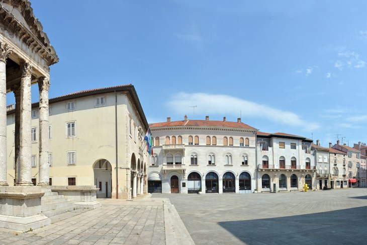 Forum, Pula, ilustracija