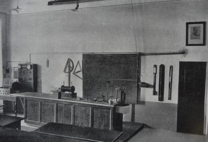 Kabinet fizike (Izvor: David Orlović)