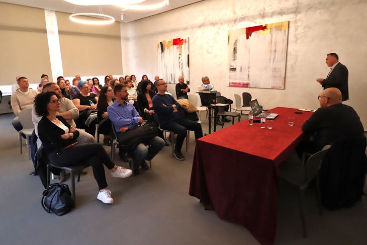 Povjesničari Jovanović i Šaponja otvorili novi ciklus programa "Upoznajmo Vodnjan"