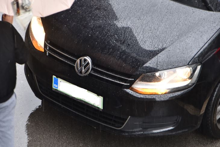 "Sjajno" parkiranje danas u Puli (snimio Duško MARUŠIĆ ČIČI)