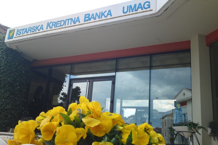 Istarska kreditna banka Umag (Snimio Paulo Gregorović)