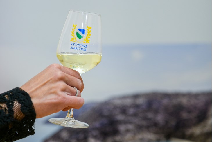 4. Smotra maslinovog ulja i vina