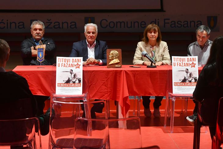 Lovro Sangaleti, Radomir Korać, Melita Peroković i Josip Hrvatin (Snimio Milivoj Mijošek)