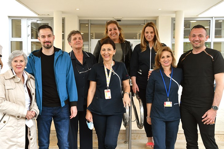 Davorka Rakić, Dejan Martić, Nada Tadić, Irina Pucić, Boris Kopić, u drugom redu Božica Bunčić, Olga Rojnić i Martina Moćenić