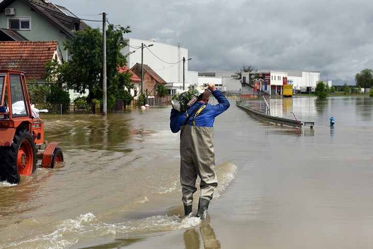 Nabujala Kupa u karlovačkom naselju Selce (Snimio Robert Fajt / Cropix)