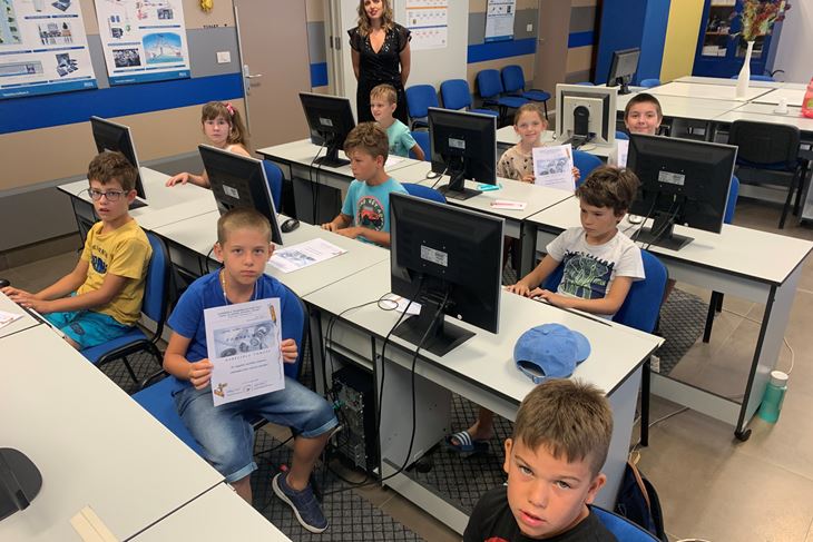 Prošlogodišnji polaznici informatičke radionice (snimio Paulo GREGOROVIĆ)