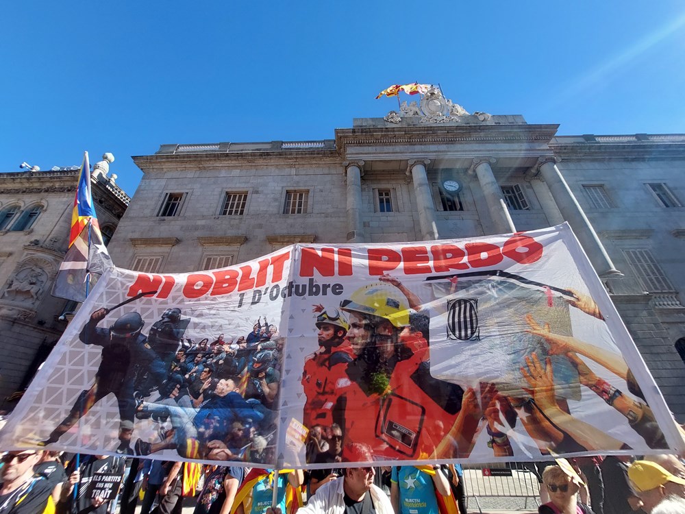 Plakat koji svjedoči o policijskom nasilju 2017.