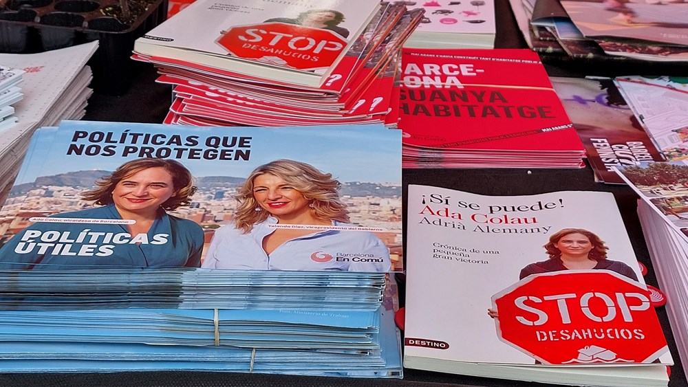 "Stop deložacijama" - poruka u predizbornom letku aktualne gradonačelnice Ade Colau