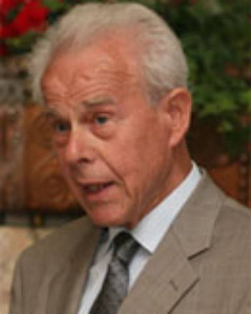 Dr. Ivan Šugar