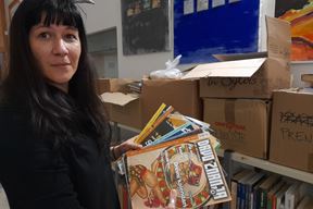 Prikupljeni časopisi, knjige i društvene igre poklonit će se prenoćištu za beskućnike u Tršćanskoj - Iva Lanča (Snimila Jasna Orlić)