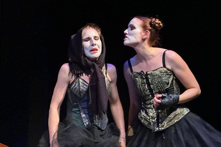 Zlatni lav za "Svinje" – scena iz predstave umaškog Dramskog studija (Snimio Luka Jelavić)