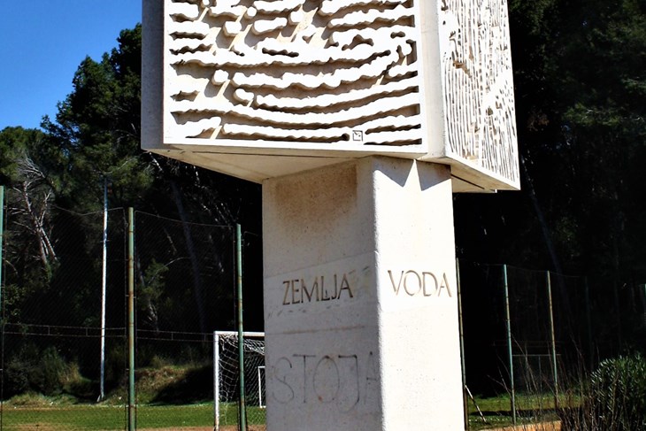 Mocennijeva skulptura na Valkanama
