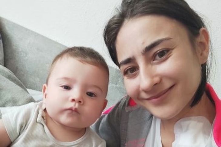 Mileva Simetić Saliji sa sinčićem Luanom (Foto: Privatna arhiva)