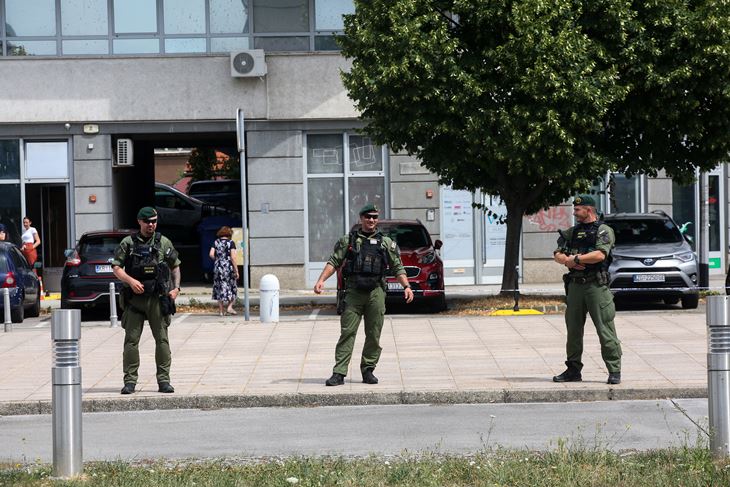 Pravosudni službenici nastavljaju sa štrajkom (Snimio Željko Hladika/PIXSELL)