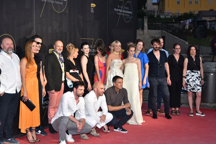Ekipa filma "Escort" nakon projekcije u Areni (Snimio Duško Marušić Čiči)