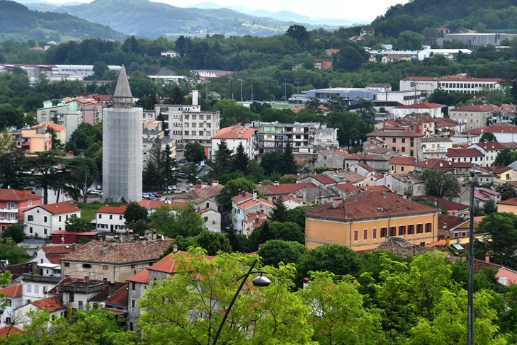 Stanovi će se graditi u Novom naselju, kod skretanja za Foškiće (Snimio Milivoj Mijošek)