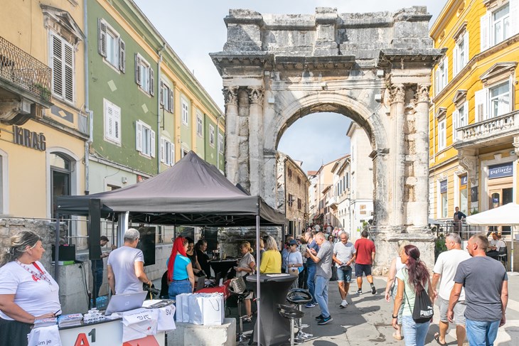 (Foto Grad Pula)